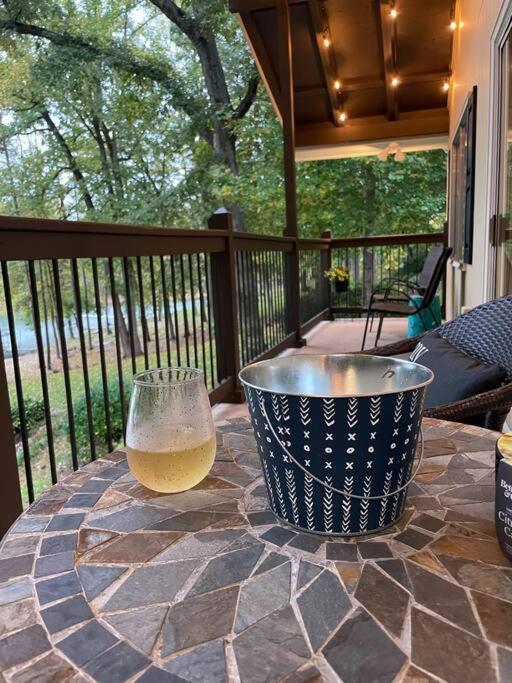 فيلا Cozy, Lake Lanier Property With Amazing Views داوسونفيل المظهر الخارجي الصورة
