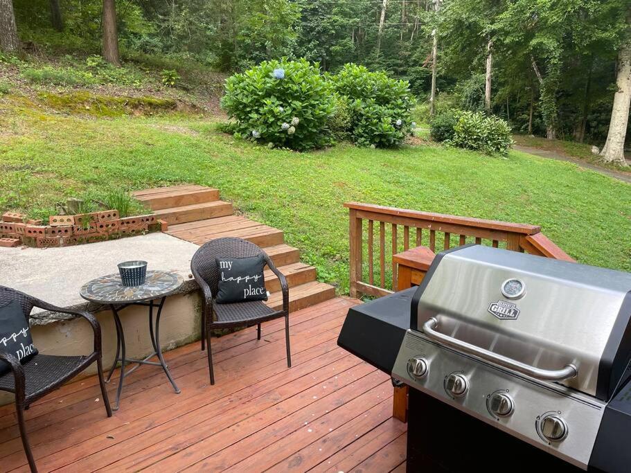 فيلا Cozy, Lake Lanier Property With Amazing Views داوسونفيل المظهر الخارجي الصورة